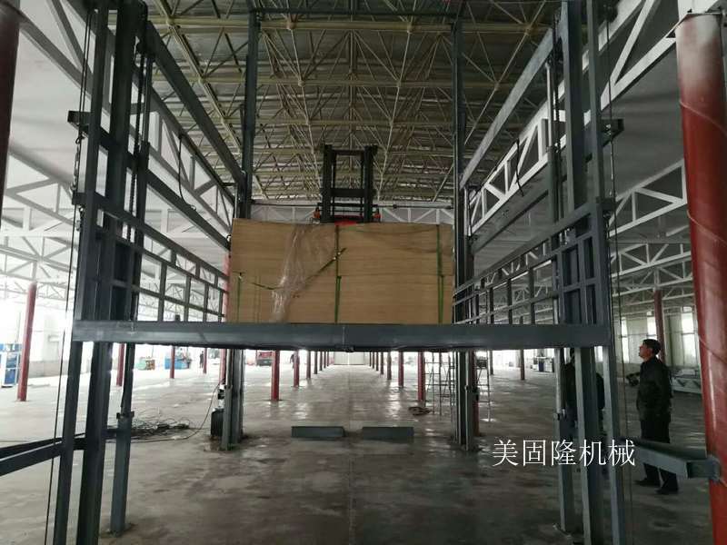 日照导轨式升降机厂家