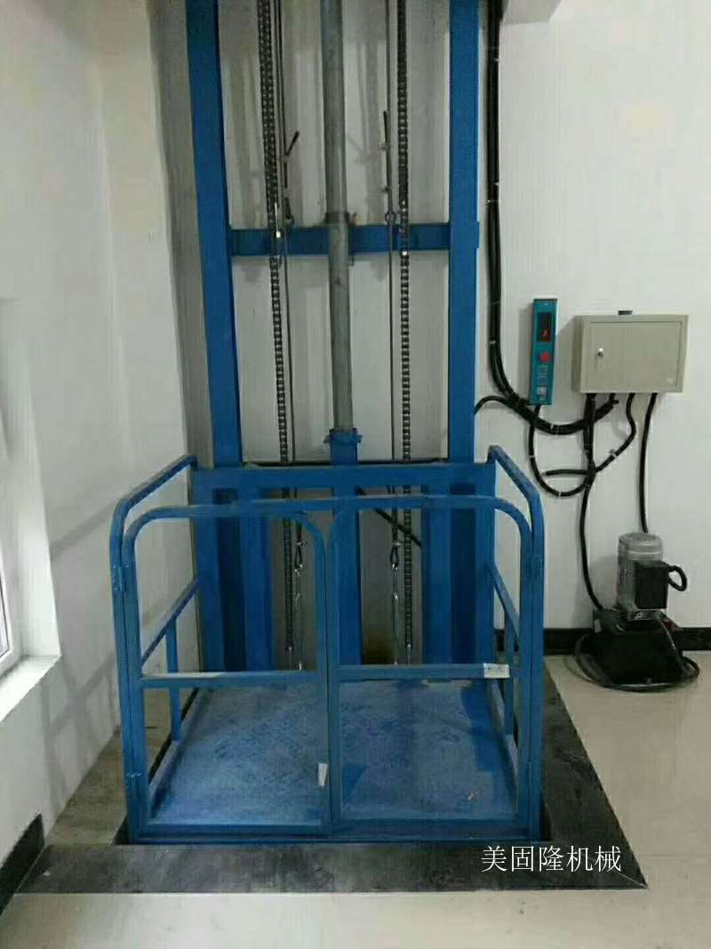 日照单臂导轨式升降机厂家