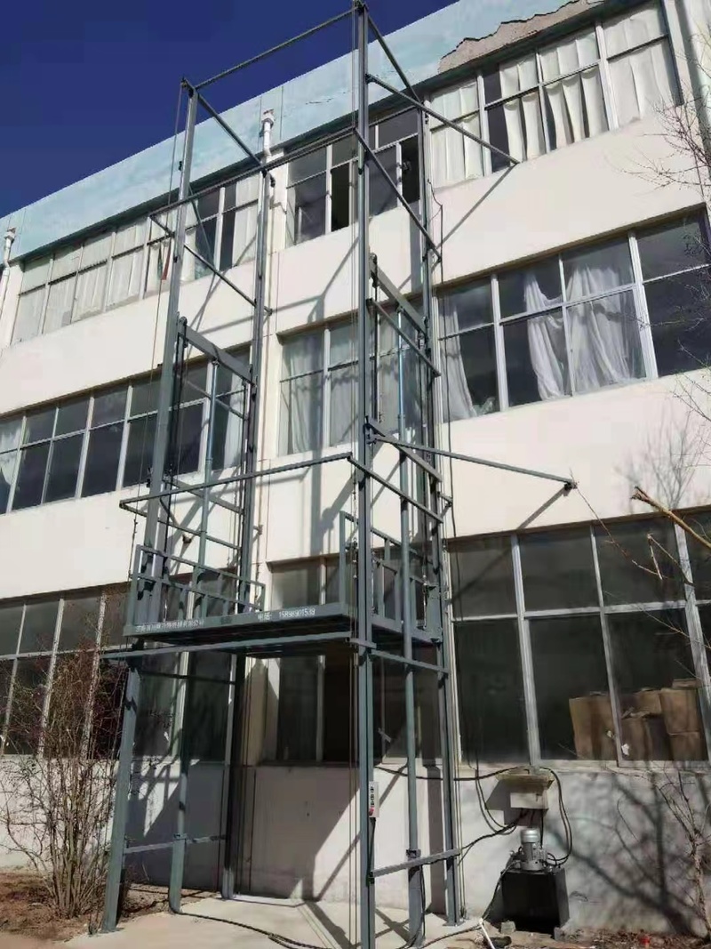 日照室外贴墙货梯